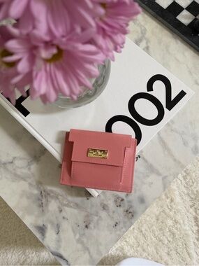 Kelly Epsom Wallet in Soft Pink